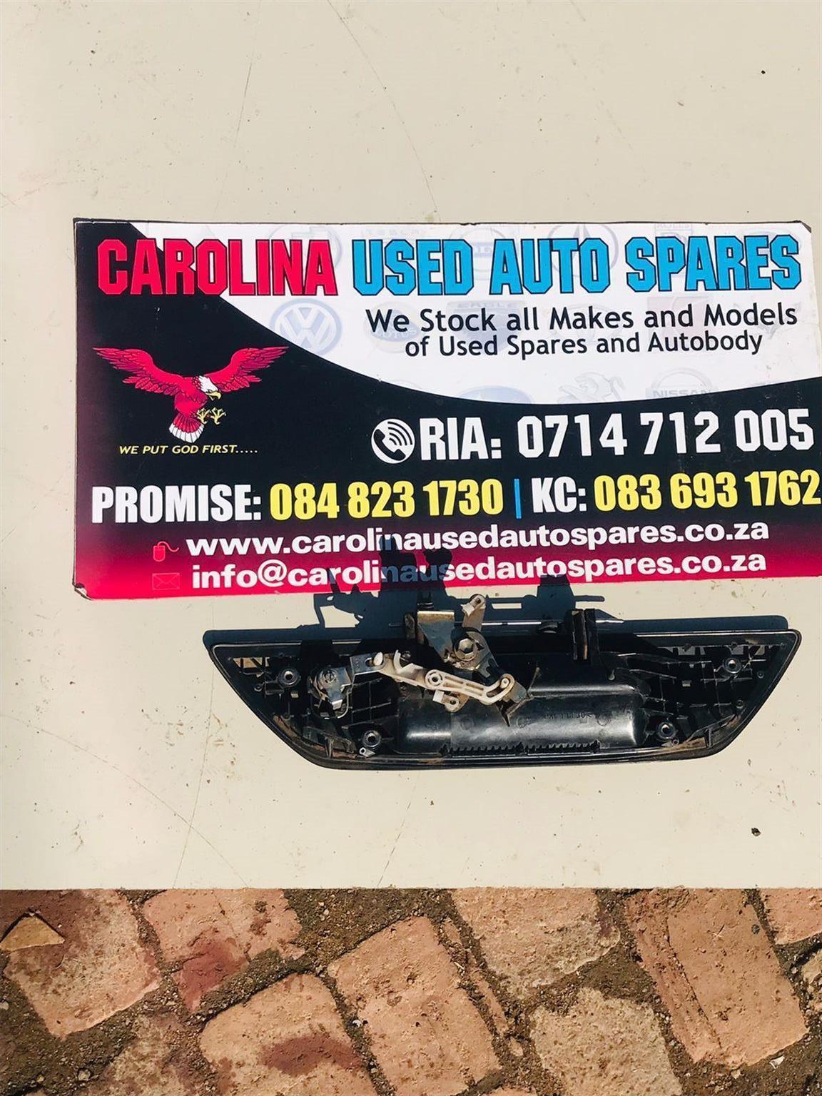 Toyota Hilux GD6  centre tailgate handle - Private Seller