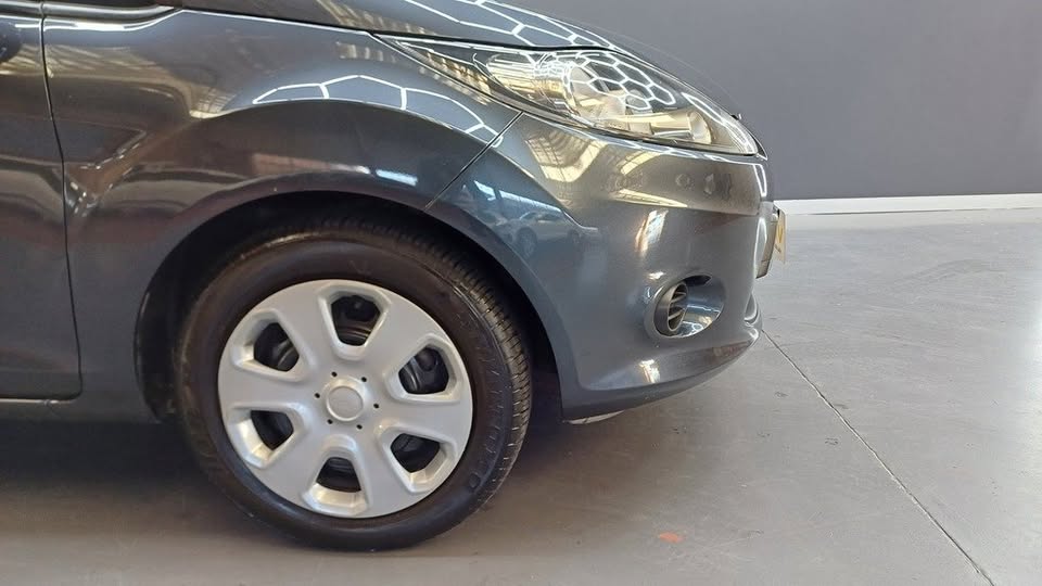 2011 FORD FIESTA 1.4i AMBIENTE 5dr
