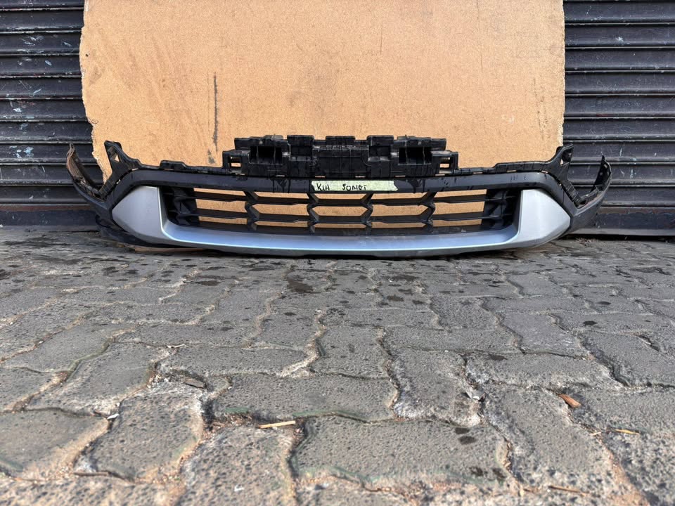 Kia Sonet Bumper - Private Seller Kia Sonet Bumper - Private Seller