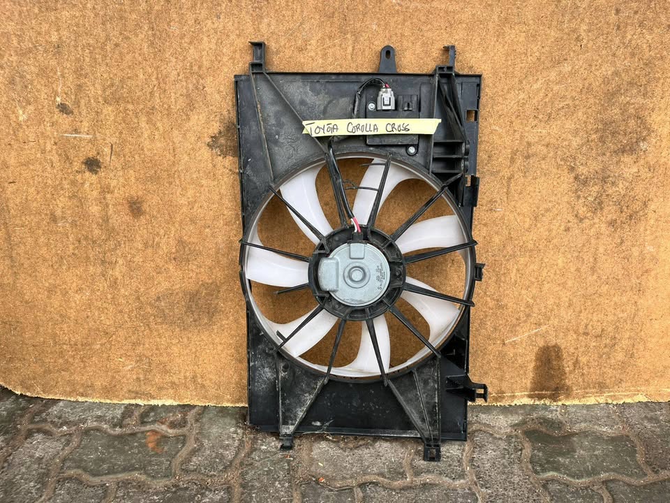Toyota Corolla Cross Fan - Private Seller Toyota Corolla Cross Fan - Private Seller