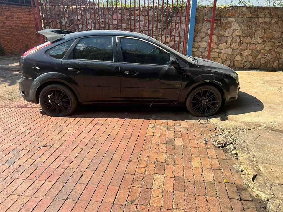 FORD FOCUS TDI FOR SPARES - Private Seller FORD FOCUS TDI FOR SPARES - Private Seller