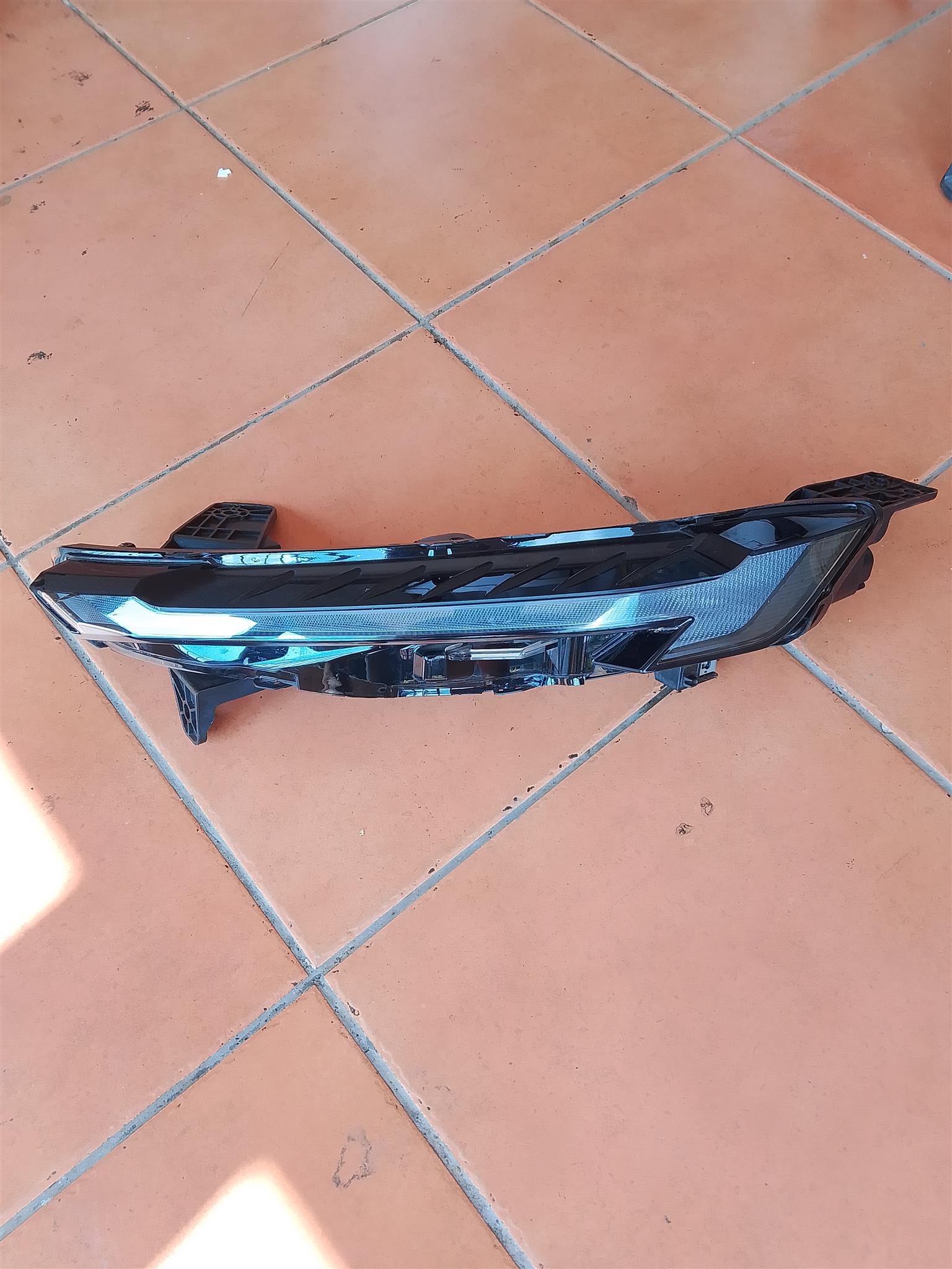Chery Omoda daytime running light - Private Seller Chery Omoda daytime running light - Private Seller