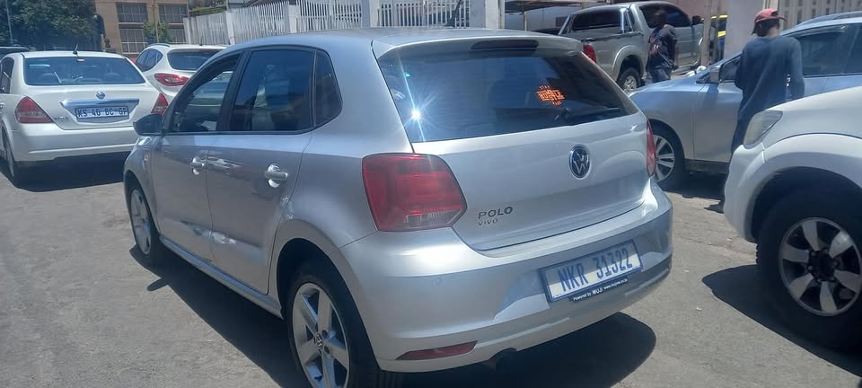 2023 VW POLO VIVO 1.4 COMFORTLINE PETROL, MANUAL, MILEAGE 10000KM, SILVER