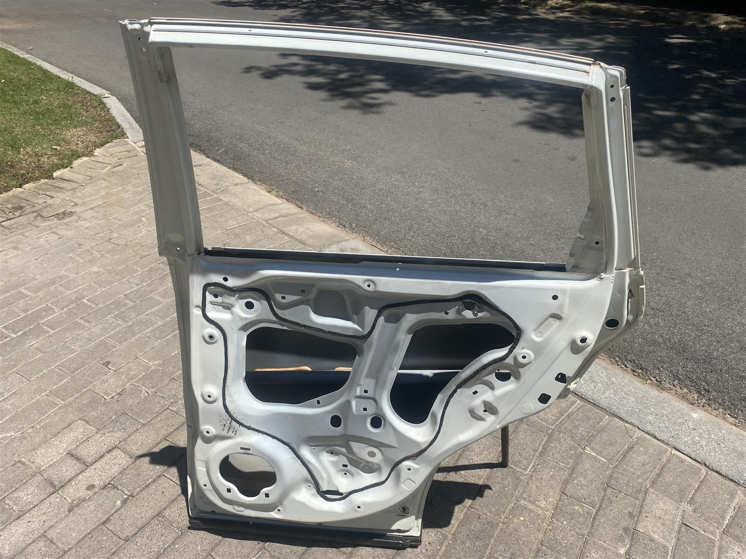 2022 TOYOTA URBAN CRUISER RIGHT REAR DOOR SHELL FOR SALE. IN EXCELLENT CONDITION - Private Seller