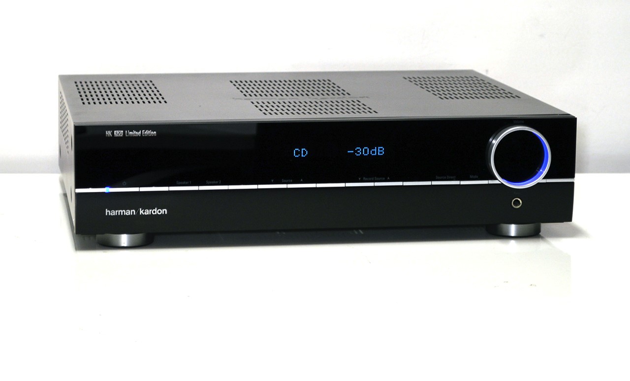 HARMAN KARDON HK970 SPECIAL EDITION AMPLIFIER WITH HD970 CD PLAYER