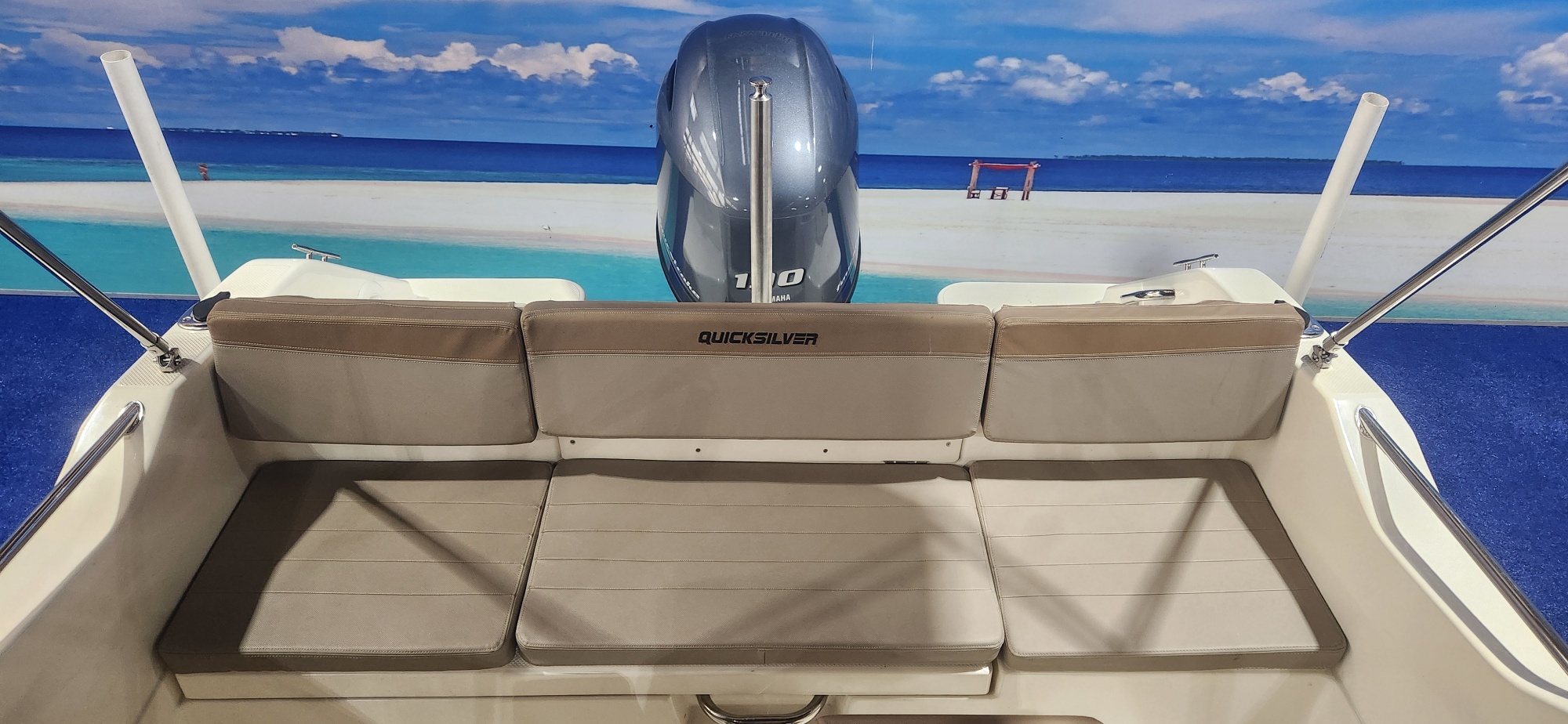 QUICKSILVER 555 OPEN ON TRAILER 130 HP YAMAHA 4 STROKE