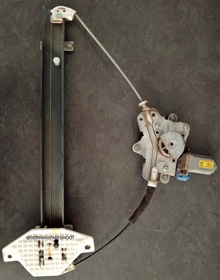 Chev Captiva 2.4 Used Window Mechanism - Private Seller Chev Captiva 2.4 Used Window Mechanism - Private Seller
