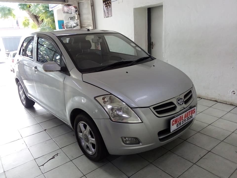 2015 FAW V2 1.2 MANUAL SILVER COLOR PETROL 91.000KM