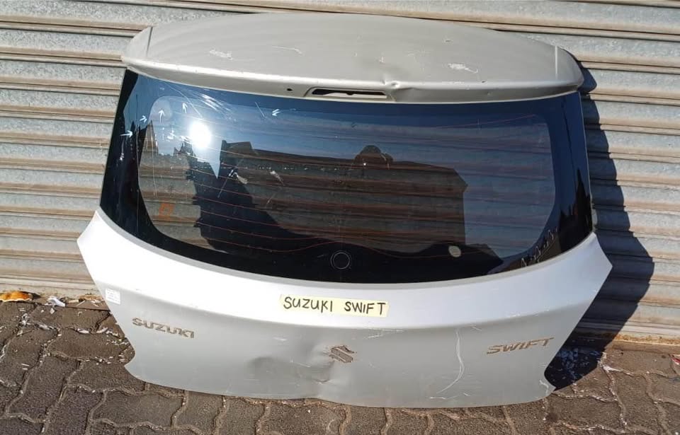 Suzuki Swift tailgate - Private Seller Suzuki Swift tailgate - Private Seller