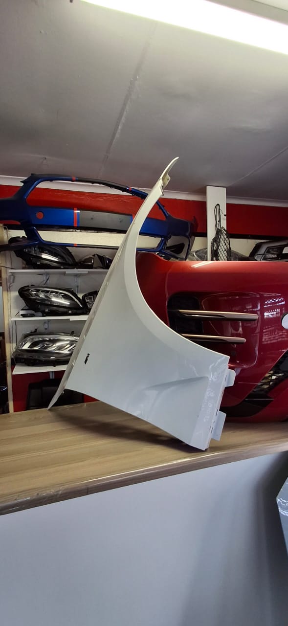 2020 BMW G20 3 SERIES RIGHTSIDE FENDER SUPER CLEAN FOR SALE - Private Seller 2020 BMW G20 3 SERIES RIGHTSIDE FENDER SUPER CLEAN FOR SALE - Private Seller