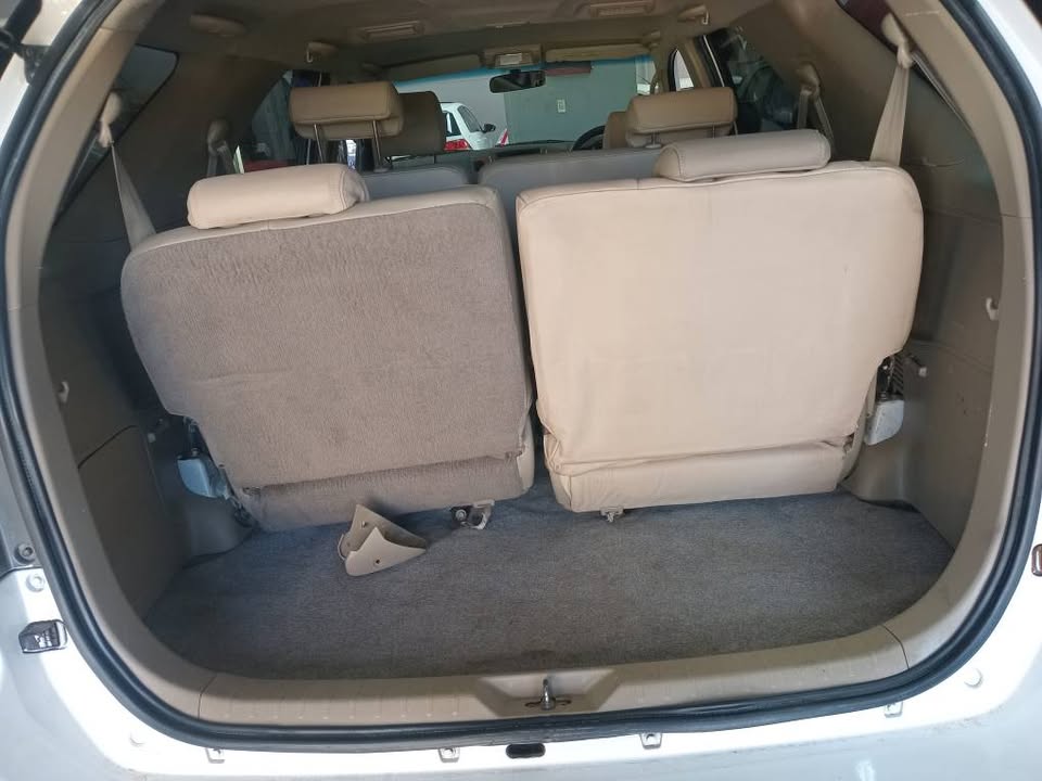 2011 Toyota Fortuner 3.0 D-4D 4x4 MAUNAL 105000km