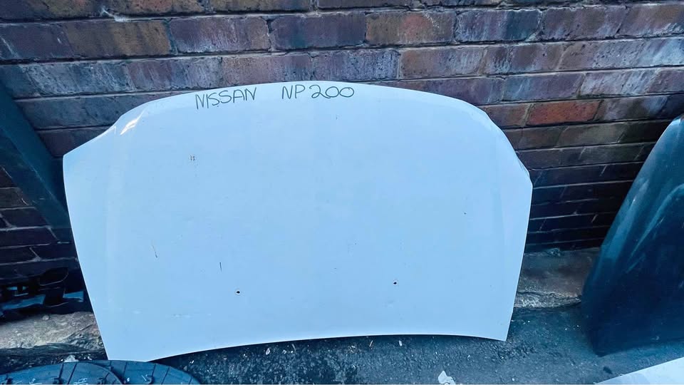 Nissan Np200 bonnet - Private Seller Nissan Np200 bonnet - Private Seller