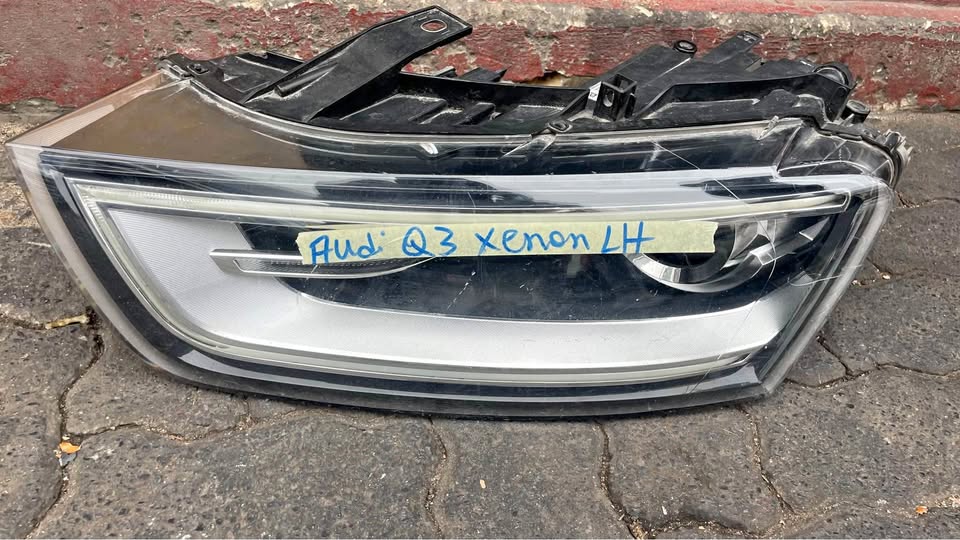 Audi A3 Xenon headlight - Private Seller Audi A3 Xenon headlight - Private Seller