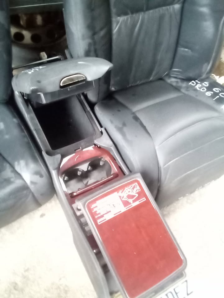 LEXUS LS600 HL/LS400 REAR CENTER CONSOLES, ARM REST & SEATS - Private Seller LEXUS LS600 HL/LS400 REAR CENTER CONSOLES, ARM REST & SEATS - Private Seller