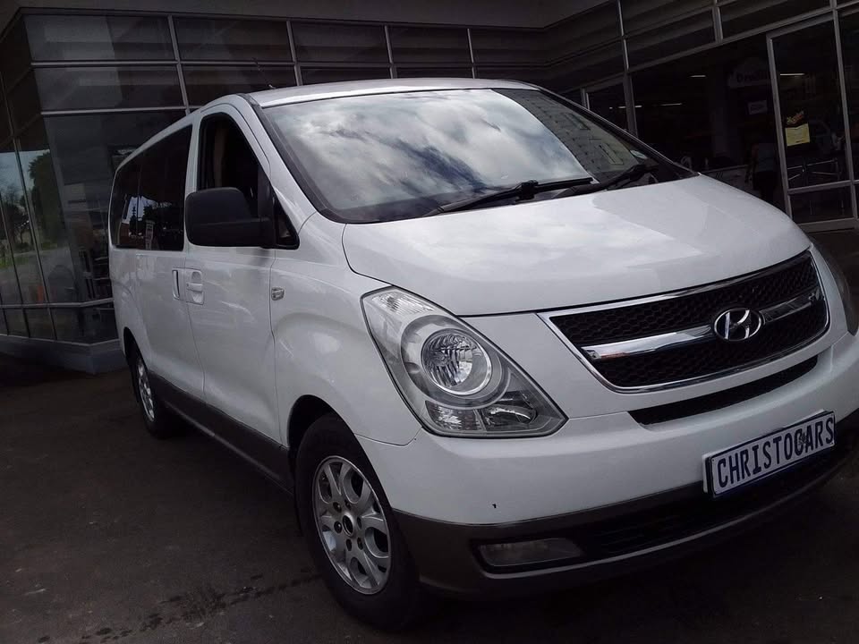 2012 Hyundai H-1 8 seater automatic diesel 2012