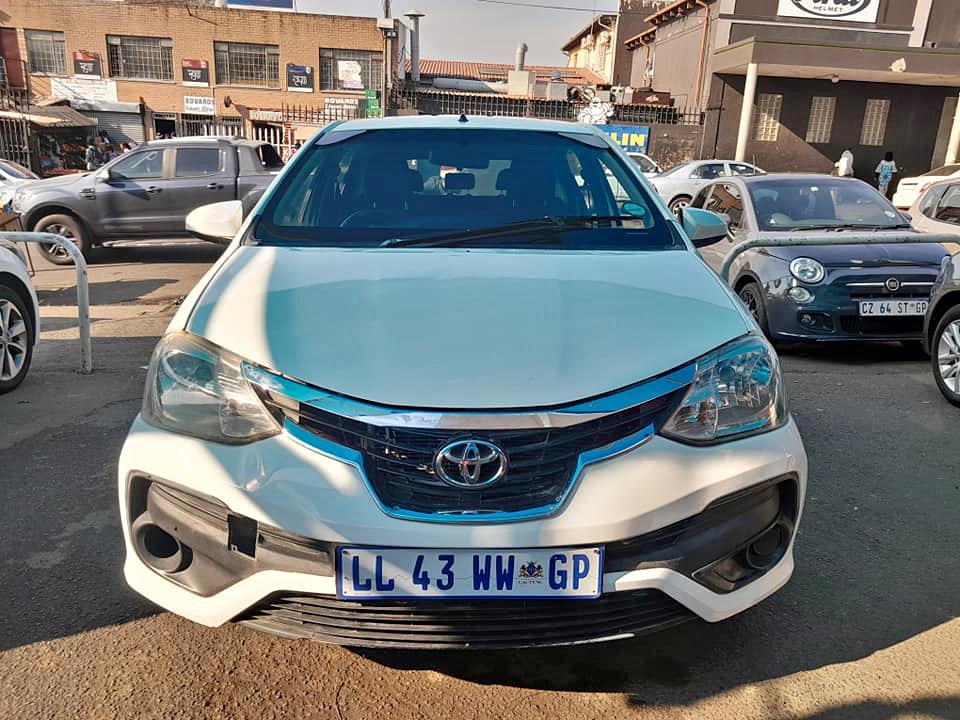 2019 TOYOTA ETIOS 1.5 SEDAN 2019 TOYOTA ETIOS 1.5 SEDAN