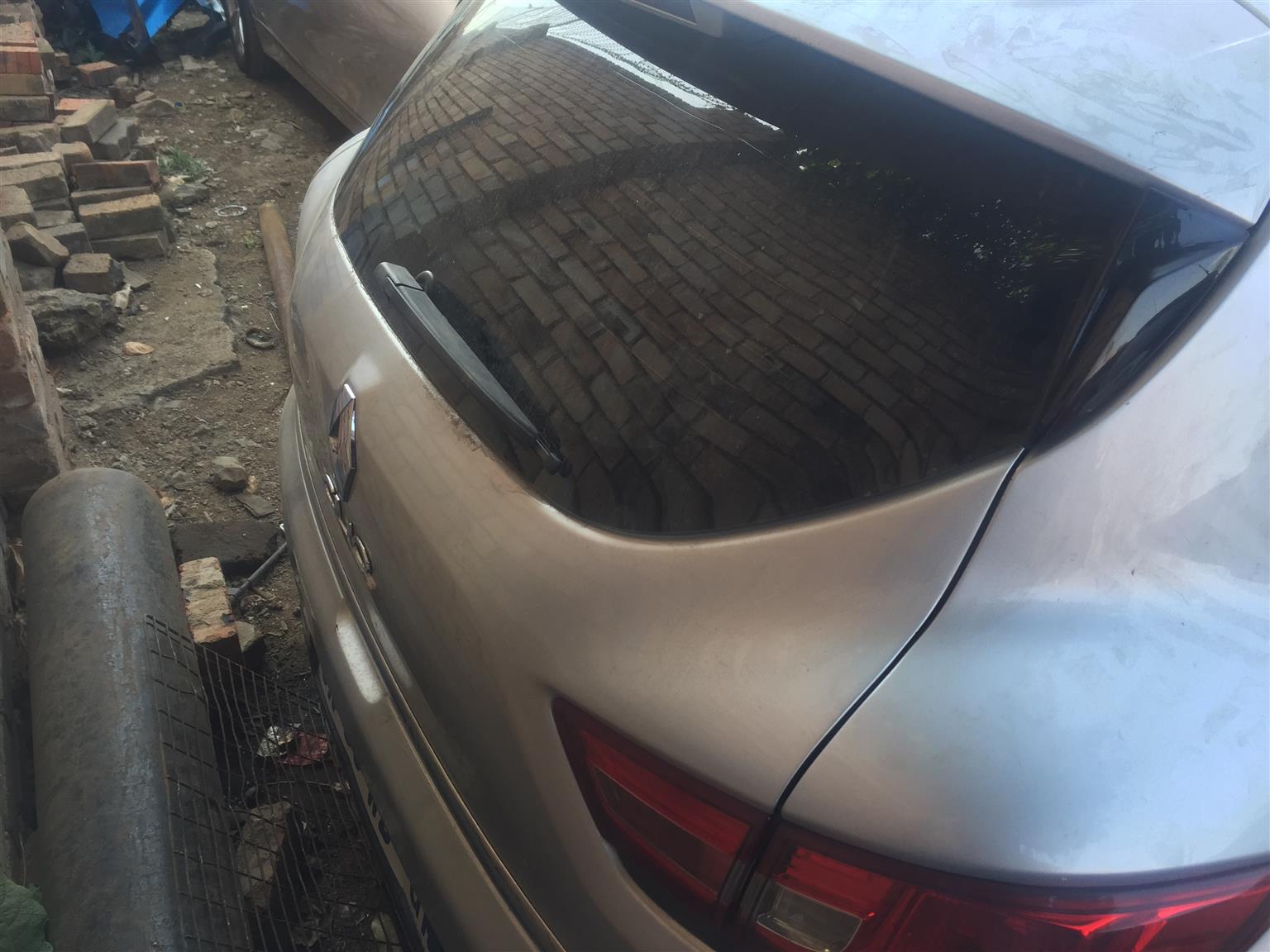 Renault Clio stripping for parts - Private Seller
