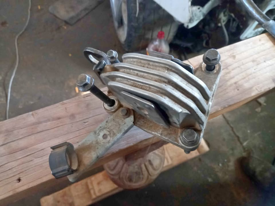 Engine Mounting Rear Volvo Xc90  2.4 D5 (2003-) Engine Mounting Rear Volvo Xc90  2.4 D5 (2003-)