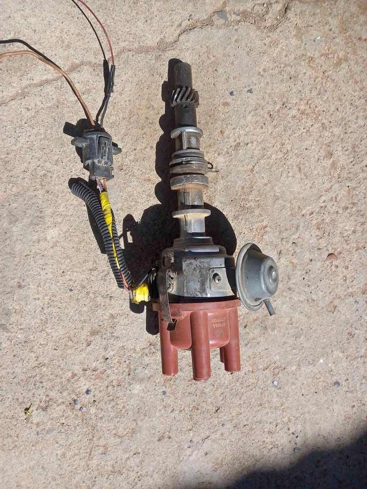 FORD 3.0 V6 BOSCH ELECTRONIC DISTRIBUTOR - Private Seller FORD 3.0 V6 BOSCH ELECTRONIC DISTRIBUTOR - Private Seller