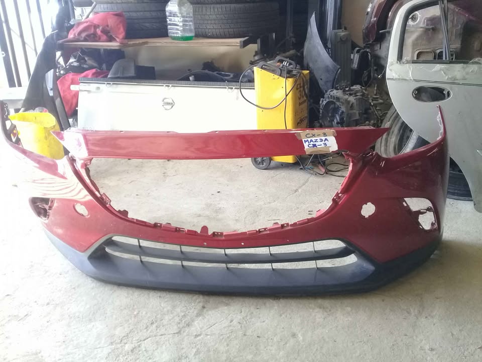 Neat Mazda CX-3 Front Bumper