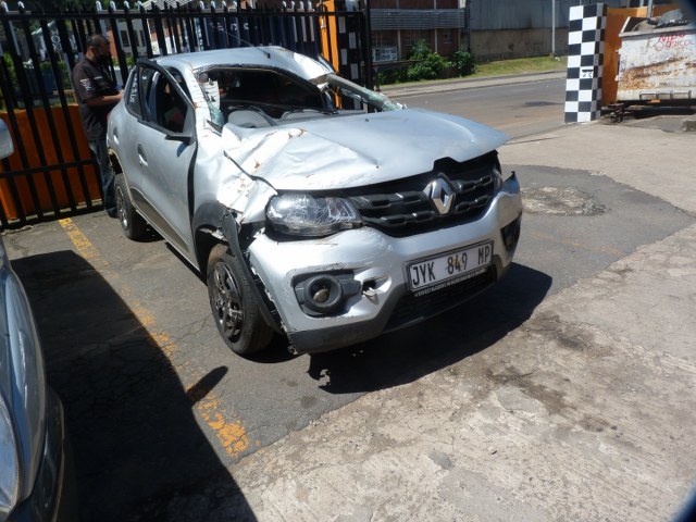 Stripping for spares Renault Kwid 2018 - Private Seller Stripping for spares Renault Kwid 2018 - Private Seller