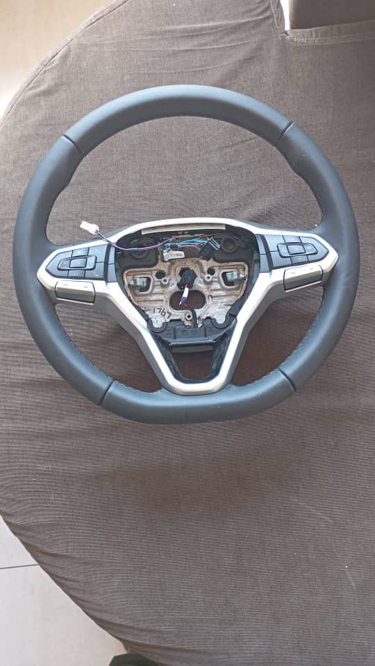 2023 FORD RANGER T9 STEERING WHEEL - Private Seller 2023 FORD RANGER T9 STEERING WHEEL - Private Seller