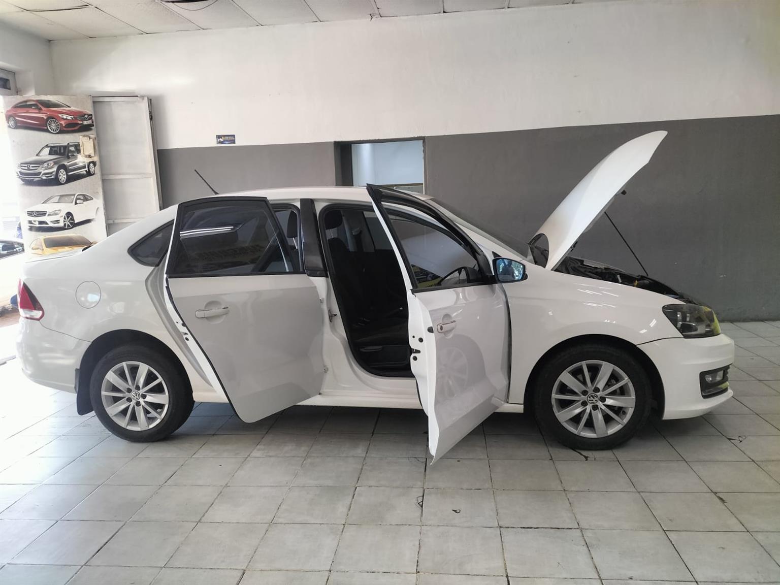 2019 VW POLO 6 1.6 SEDAN MANUAL WHITE PETROL71000KM