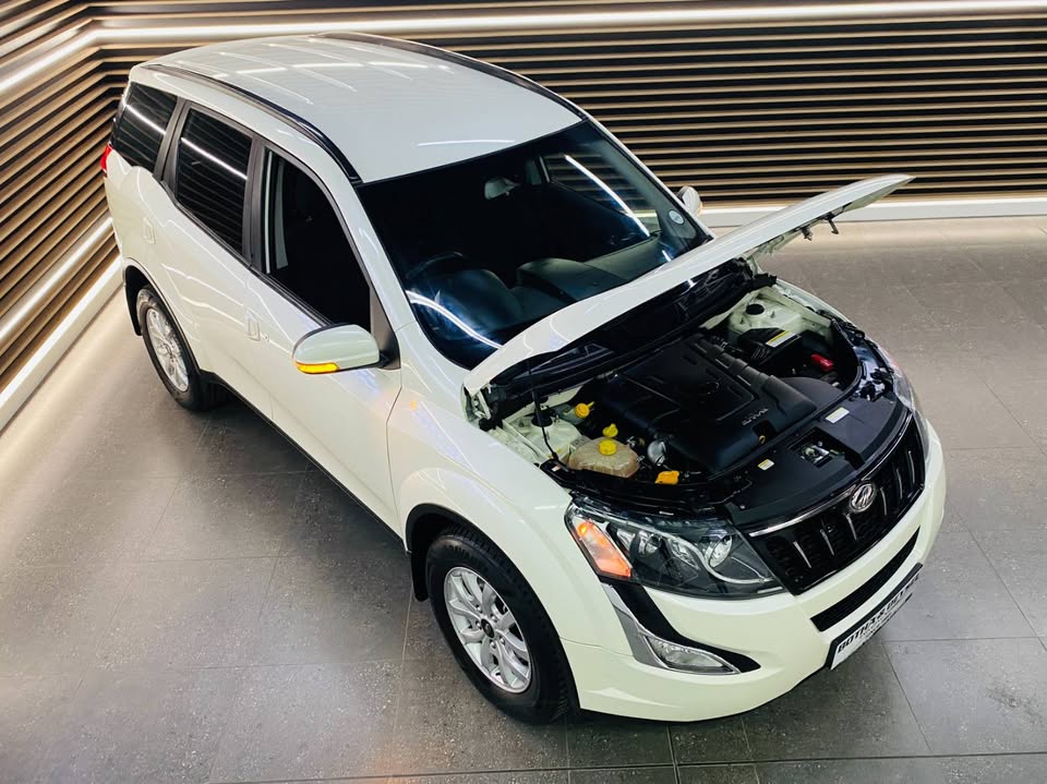 Mahindra XUV 500 2.2D