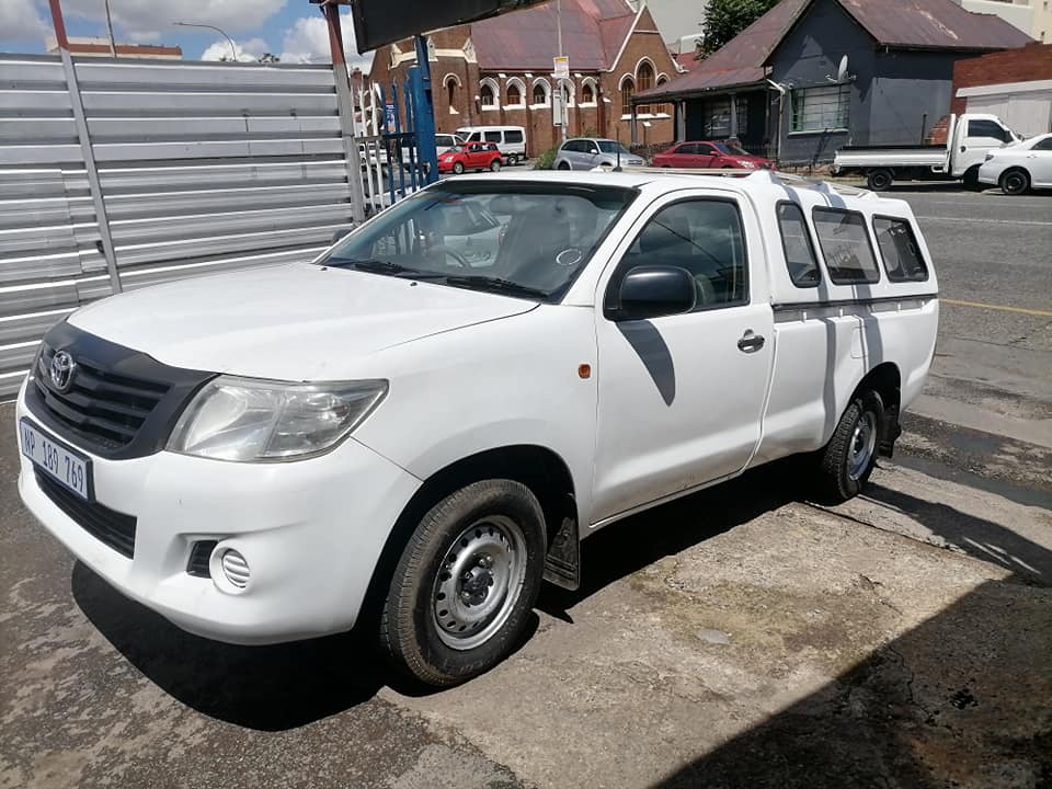 2012 Toyota Hilux 2.0 Vvti single cab