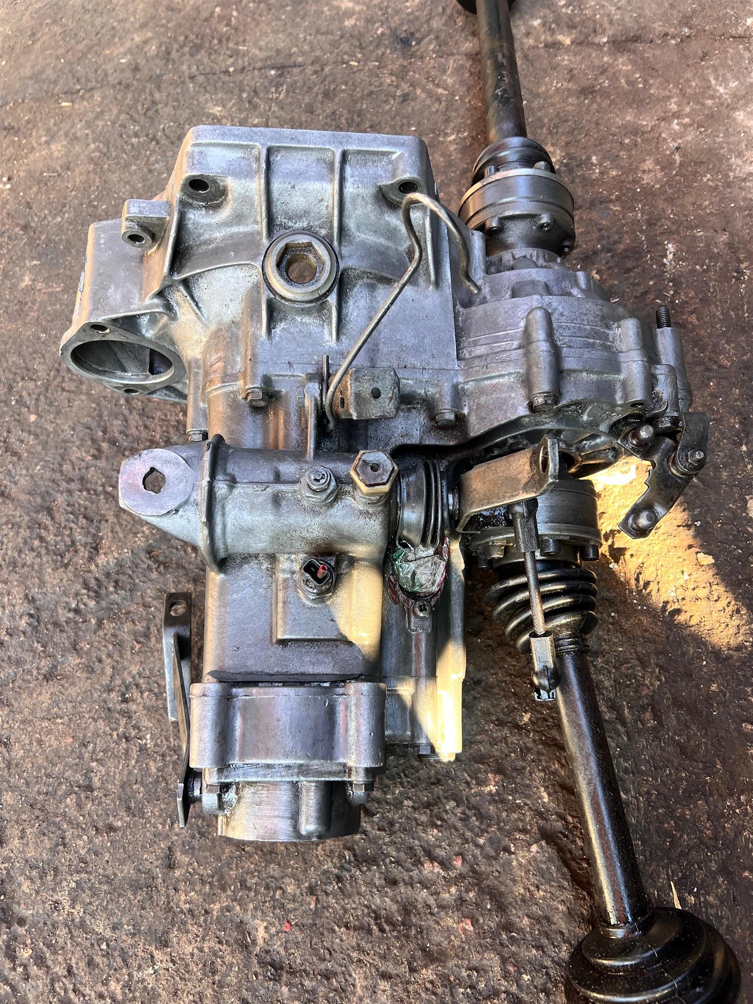 Vw FFZ gearbox R2500 and CVS R650 each - Private Seller Vw FFZ gearbox R2500 and CVS R650 each - Private Seller