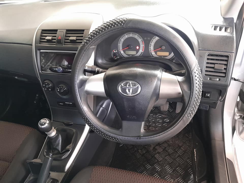 TOYOTA COROLLA QUEST 1.6 MANUAL