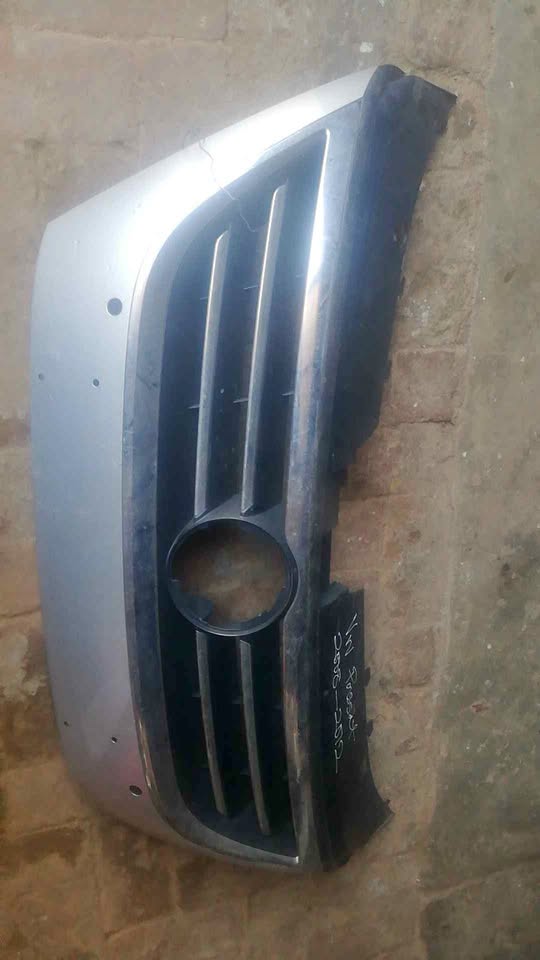 VOLKSWAGEN PASSAT 2008-2012 FRONT BUMPER GRILL FOR SALE °¬° DELIVERY AVAILABLE COUNTRY WIDE °¬° - Private Seller VOLKSWAGEN PASSAT 2008-2012 FRONT BUMPER GRILL FOR SALE °¬° DELIVERY AVAILABLE COUNTRY WIDE °¬° - Private Seller