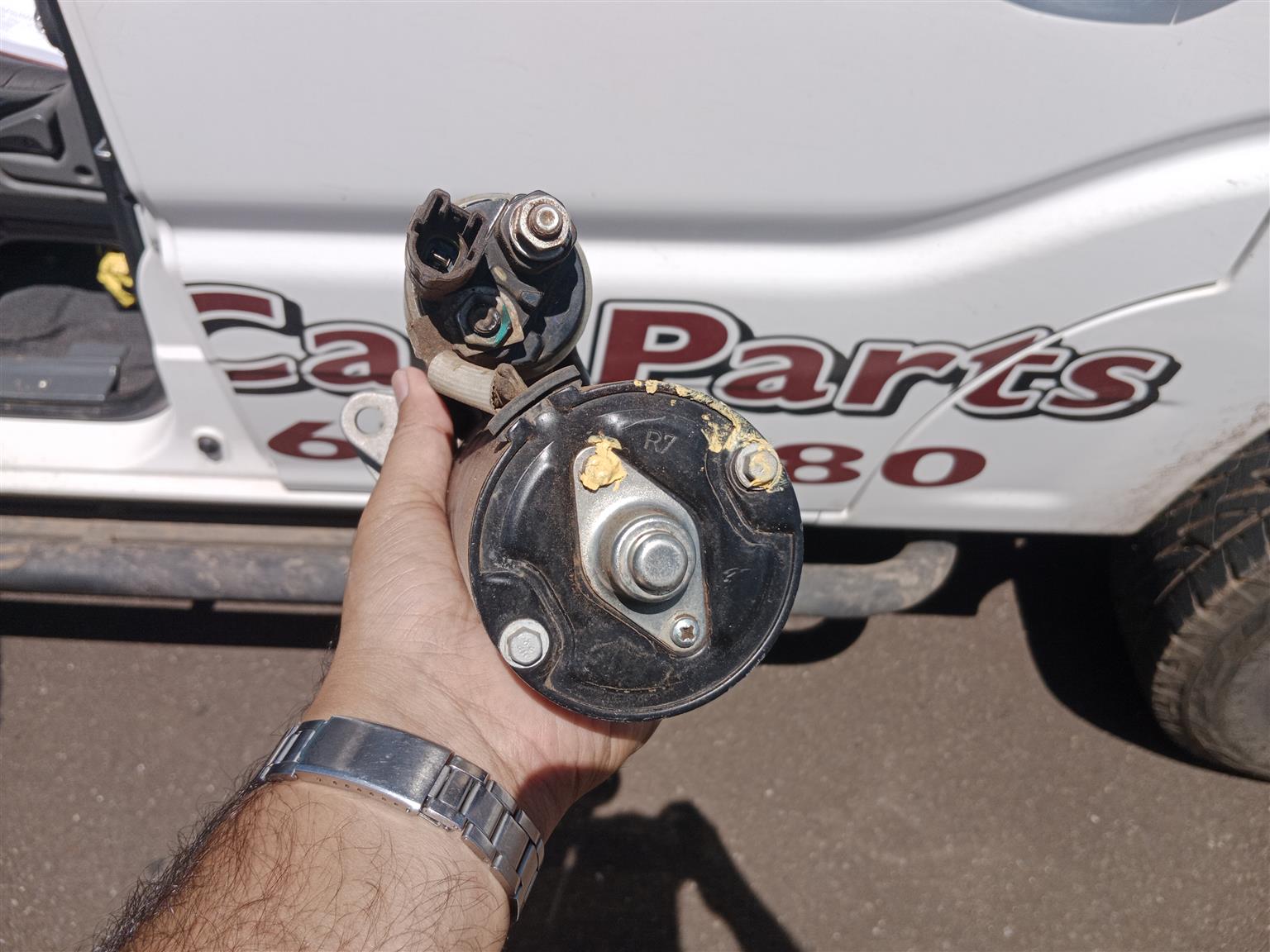 Hilux GD6 starter motor for sale - Private Seller Hilux GD6 starter motor for sale - Private Seller