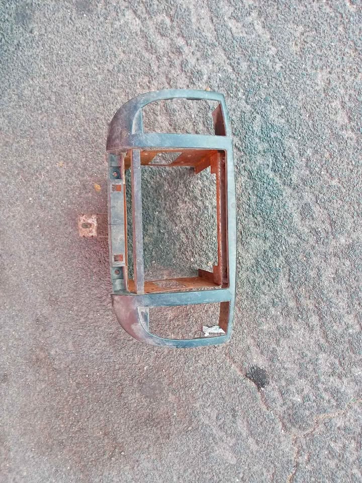 2005  Nissan Micra Radio Trim - Private Seller
