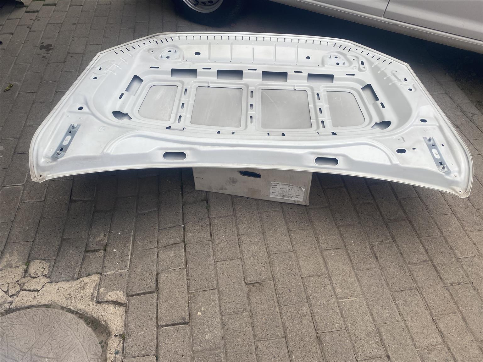 2020 VW POLO 8 BONNET FOR SALE. IN PRISTINE CONDITION