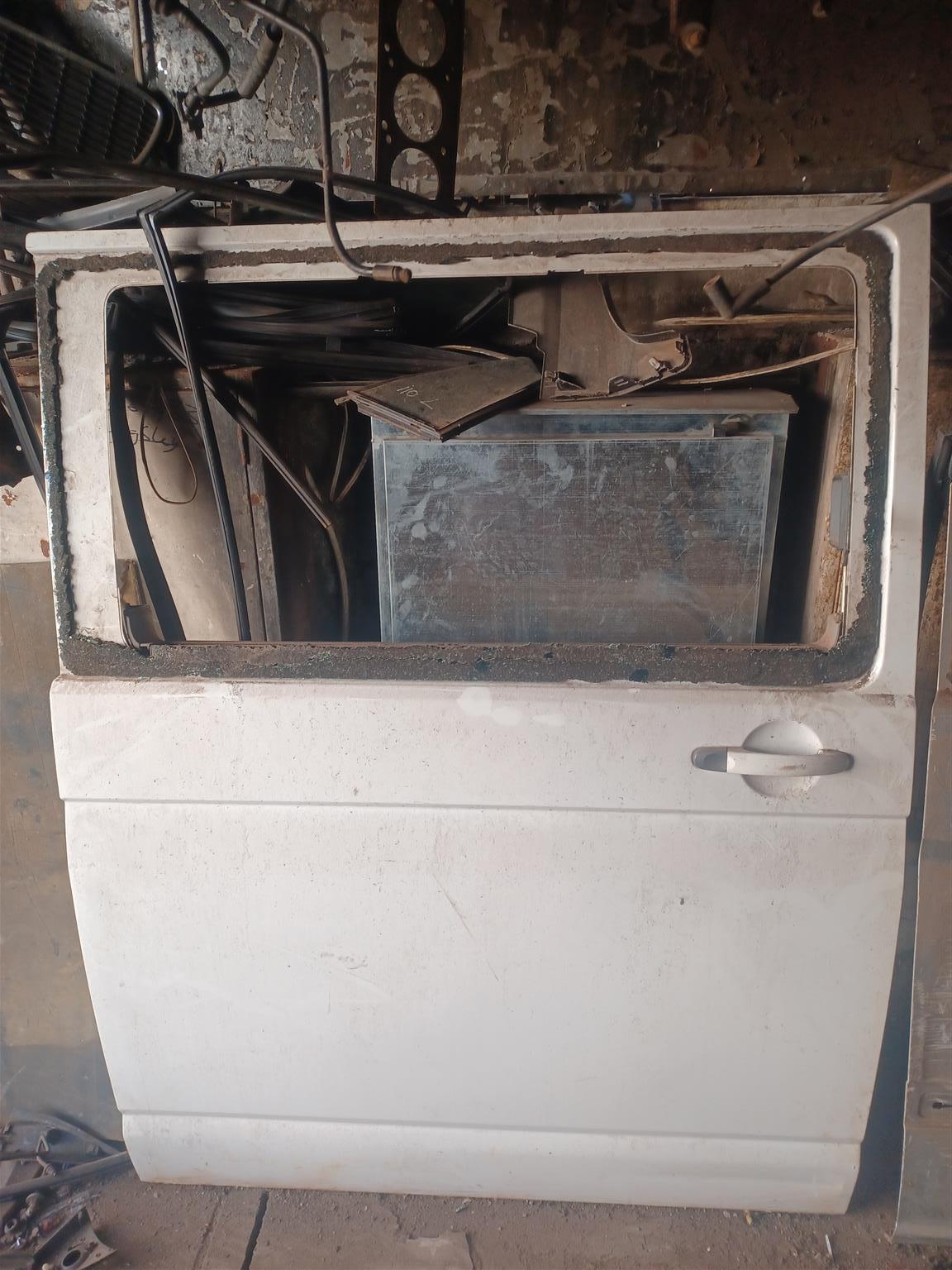 VW T5 Doors for Sale - Private Seller VW T5 Doors for Sale - Private Seller