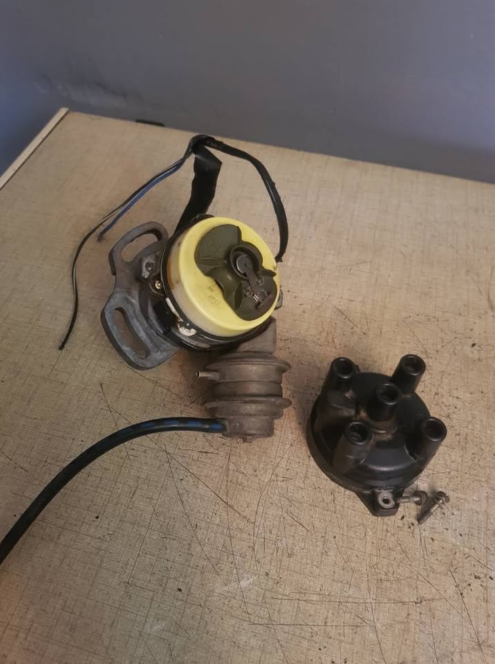 MAZDA B3 OR B6 DISTRIBUTOR FORSALE - Private Seller MAZDA B3 OR B6 DISTRIBUTOR FORSALE - Private Seller