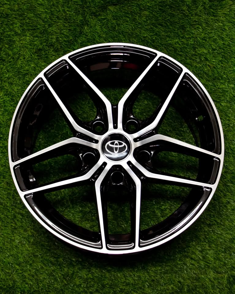 15 Inch Toyota Corolla Uber/Bolt Rim Set - Private Seller