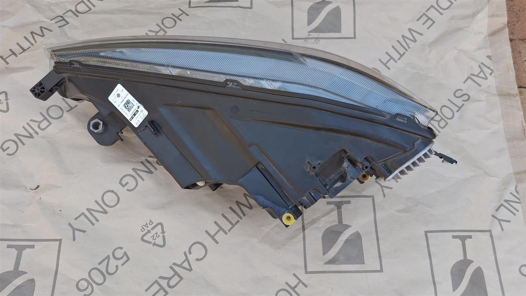 2024 VW TAIGO IQ LED HEADLIGHT RIGHT SIDE FOR SALE. IN EXCELLENT CONDITION - Private Seller