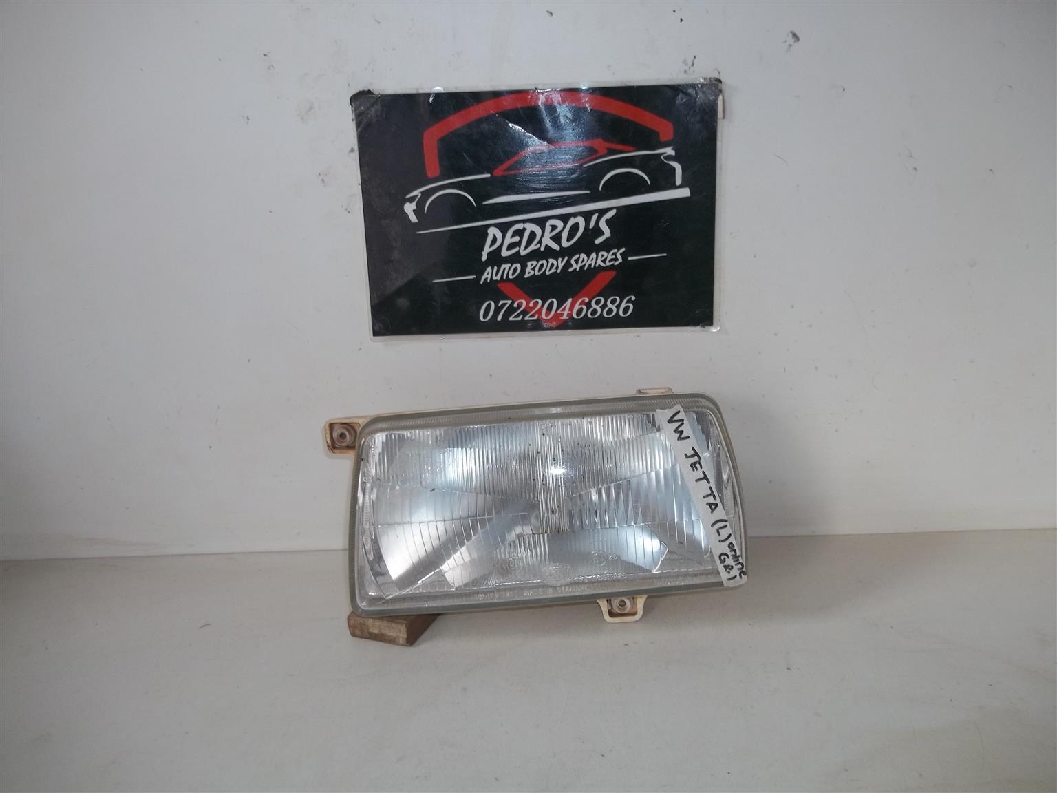 VW Jetta 2 '84-'92 left headlight - Private Seller
