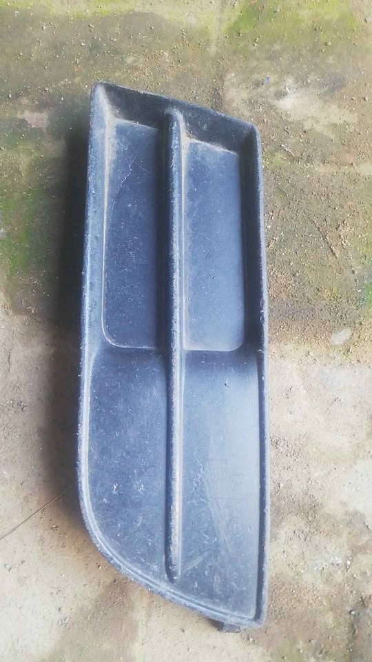 CHEVROLET CRUZ 2009-2012 LEFT FOG LIGHT COVER FOR SALE DELIVERY AVAILABLE COUNTRY WIDE - Private Seller CHEVROLET CRUZ 2009-2012 LEFT FOG LIGHT COVER FOR SALE DELIVERY AVAILABLE COUNTRY WIDE - Private Seller