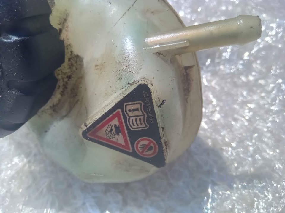 MERCEDES BENZ M133 ENGINE EXPANSION TANK