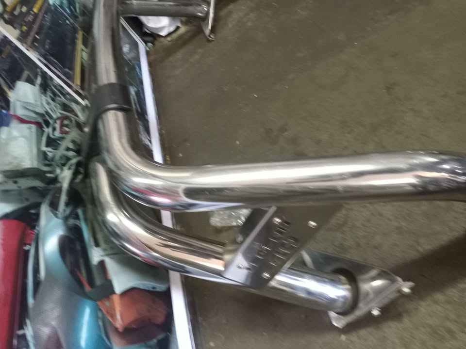 Toyota Hilux roller Bar - Private Seller