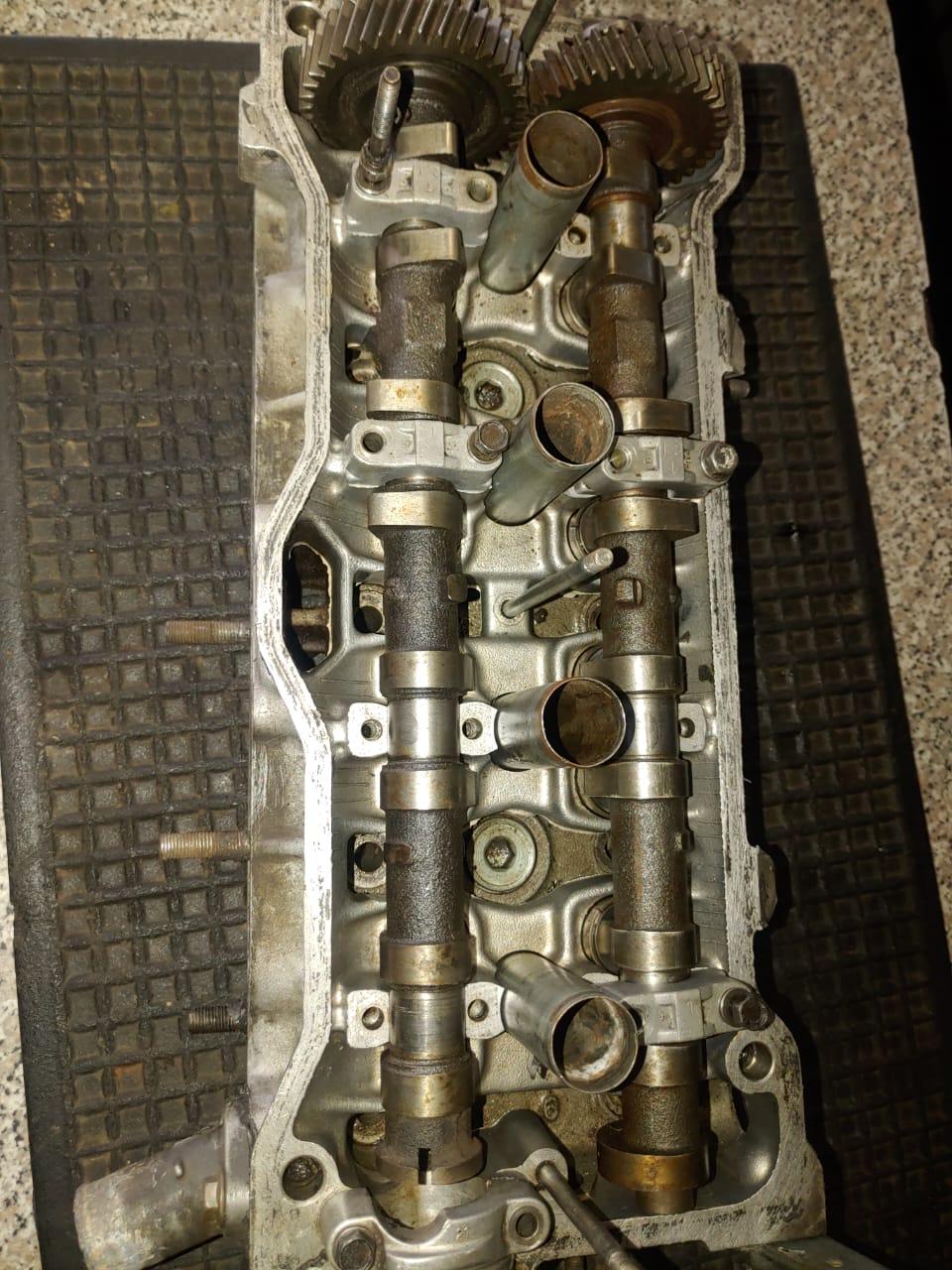 COROLLA 16 CYLINDER HEAD FOR SALE - Private Seller COROLLA 16 CYLINDER HEAD FOR SALE - Private Seller