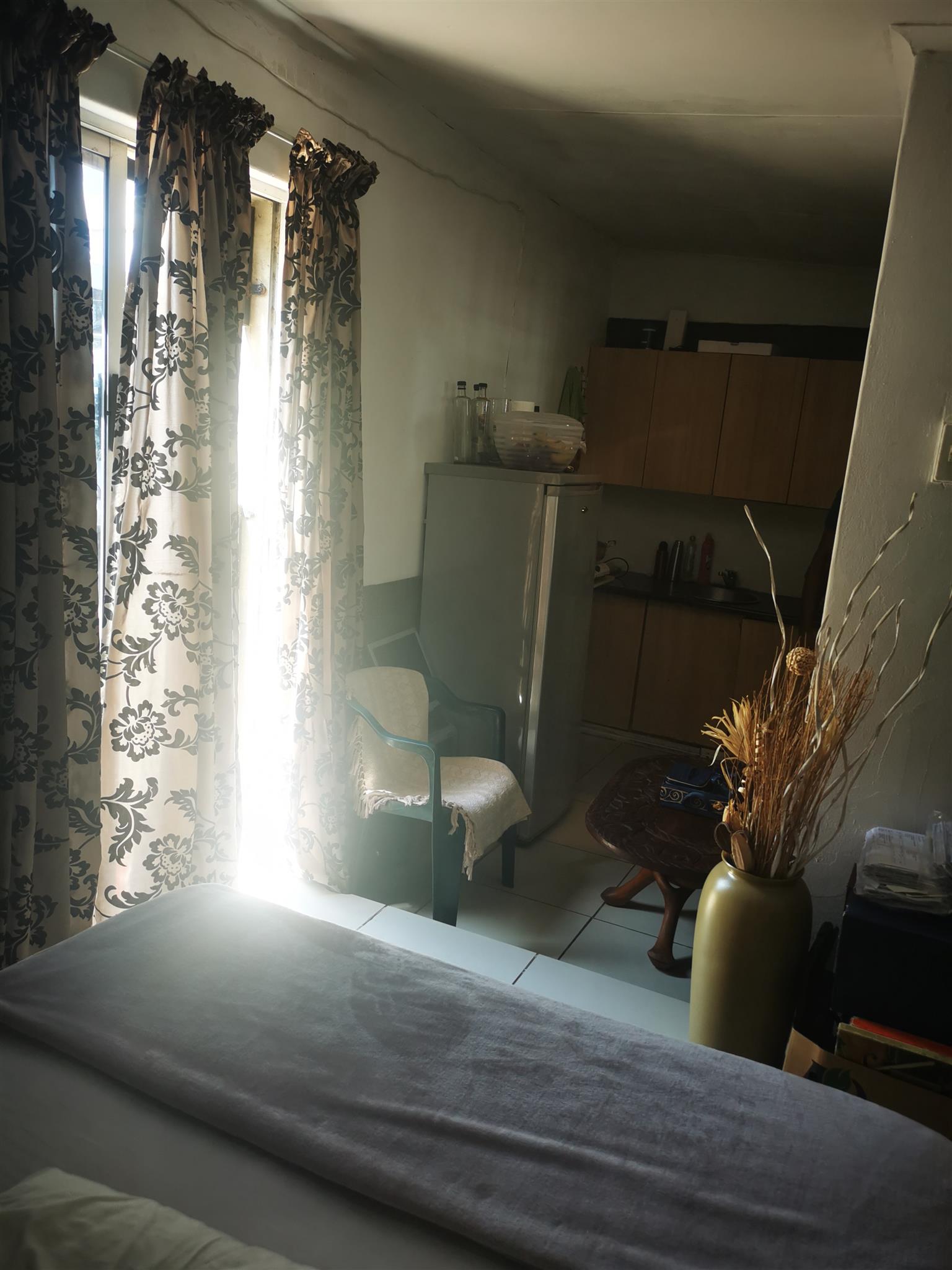 Room to rent in Fontainebleau, Randburg Junk Mail