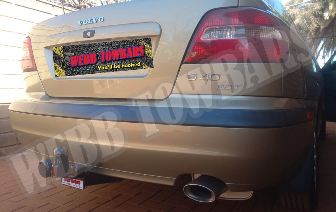 Volvo S40 Standard/Detachable Towbars - Private Seller