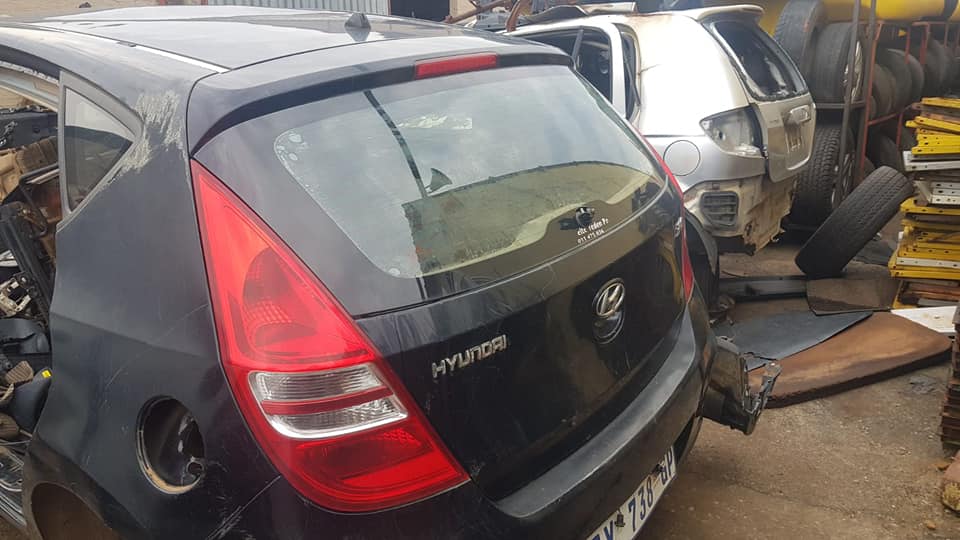 Hyundai i30 stripping for spares - Private Seller