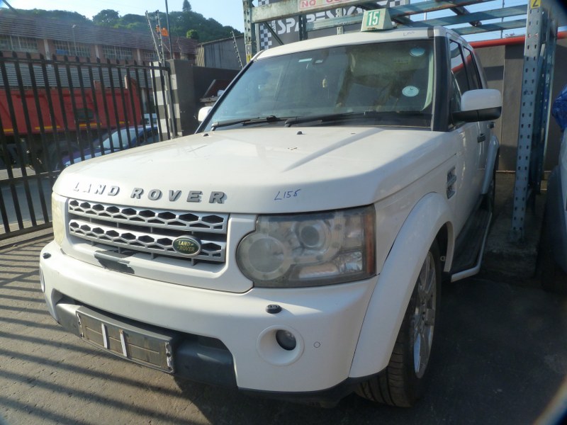 Land Rover Discovery 4 3.0 TDV6 SE AT White - 2015 STRIPPING FOR SPARES - Private Seller Land Rover Discovery 4 3.0 TDV6 SE AT White - 2015 STRIPPING FOR SPARES - Private Seller