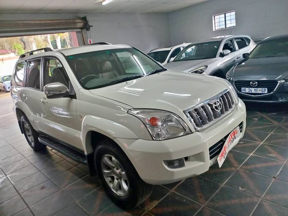 2009 Toyota Prado V6 4×4 7seater Automatic, Petrol Sparekey, service book 191000km