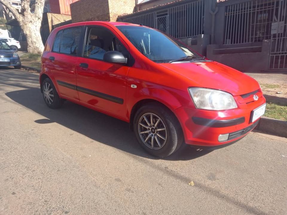 2005 Hyundai Getz 1.4 Petrol, Manual, Red, 95000kms